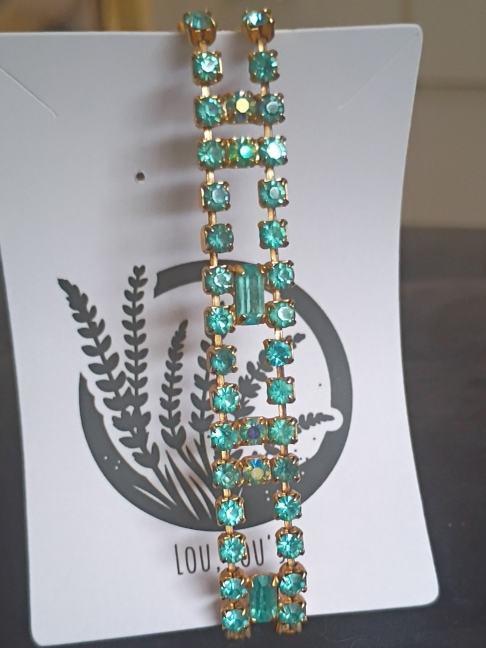 Vintage Bracelet with Teal Crystal Stones